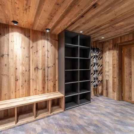 Luxueux Avec Et Sauna Au Cœur De - Fr-1-568-36 * Courchevel