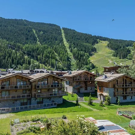 Chalet Luxueux Avec Et Sauna Au Coeur De - Fr-1-568-36 *