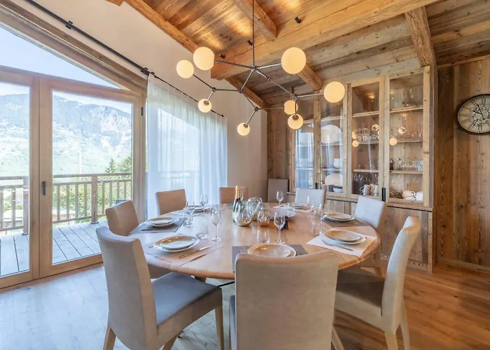 Chalet Luxueux Avec Et Sauna Au Coeur De - Fr-1-568-36 Courchevel